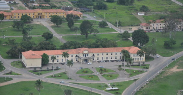 URFB abre concurso para contratação de professores; salários chegam a R$ 9 mil