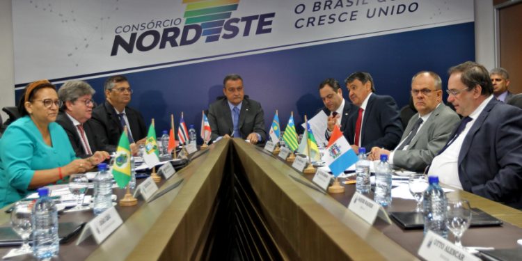 Consórcio do Nordeste: governadores aprovam criação de central única de compras
