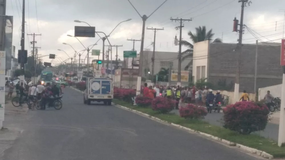 Chacina termina com cinco pessoas mortas e uma adolescente ferida em Cruz das Almas