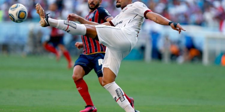 Empate no Ba-Vi elimina o Vitória e complica o Bahia