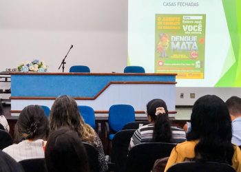 Médicos e enfermeiros participam de capacitação sobre dengue