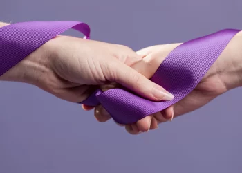 Dia Mundial da Conscientização Sobre a Epilepsia é celebrado neste domingo (26)