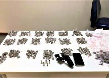 Rondesp Leste captura traficante e trio armado em Feira de Santana