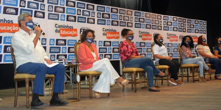 Encontro pedagógico abre ano letivo para professores da Rede Municipal
