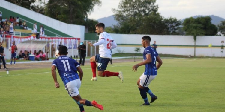 Itabuna vence o Bahia na primeira partida semifinal do Baianão