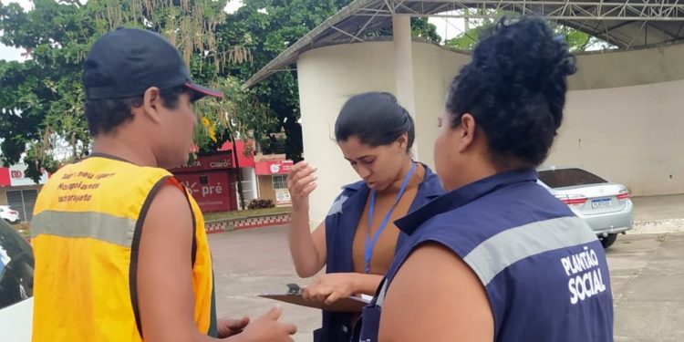 Assistência em rede é garantida pela Prefeitura de Feira a pessoas em situação de rua