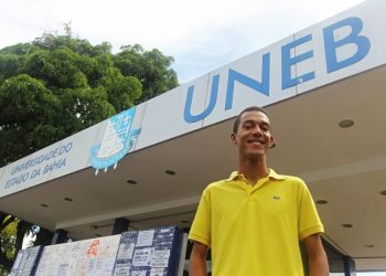 Governador da Bahia anuncia ampliação de benefício para estudantes universitários