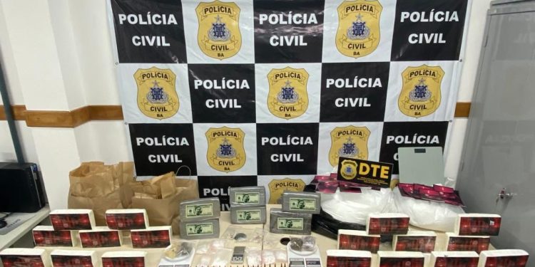 Polícia civil prende traficante em flagrante e apreende 30 Kg de cocaína em Feira