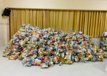 Programa Bahia Sem Fome entrega mil cestas básicas para instituição social em Feira de Santana