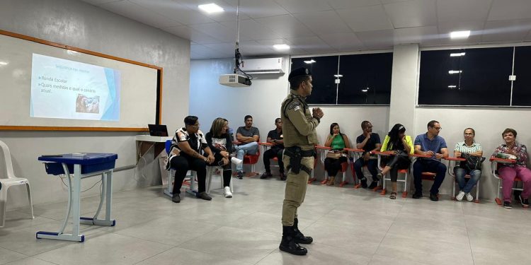 Operação Ronda Escolar se reúne com gestores da rede privada de ensino para tratar sobre a segurança da comunidade estudantil