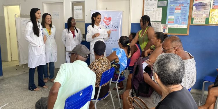 Consultas de ortopedia e cardiologia marcam 1ª edição do Santa Casa nas Comunidades, no distrito de Maria Quitéria