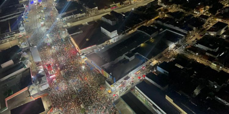 Micareta de Feira: Aeronaves e drones da Polícia Militar monitoram todo o circuito da festa