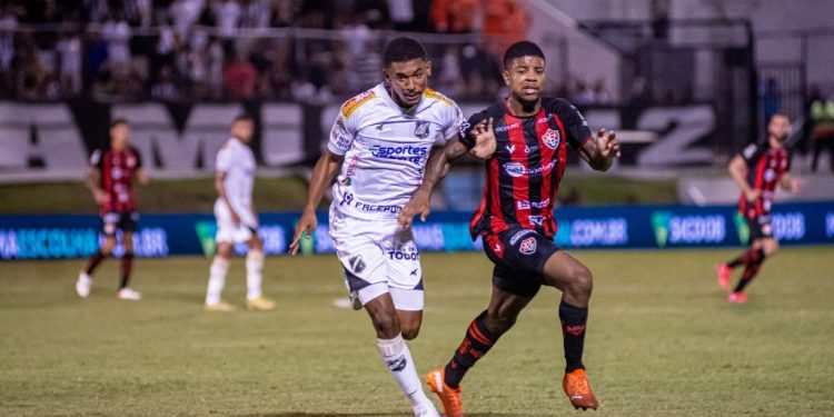 Vitória goleia o ABC em Natal pela Série B