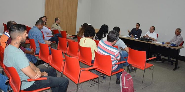 Prefeitura de Feira e Embasa alinham estratégias para revitalização de rios