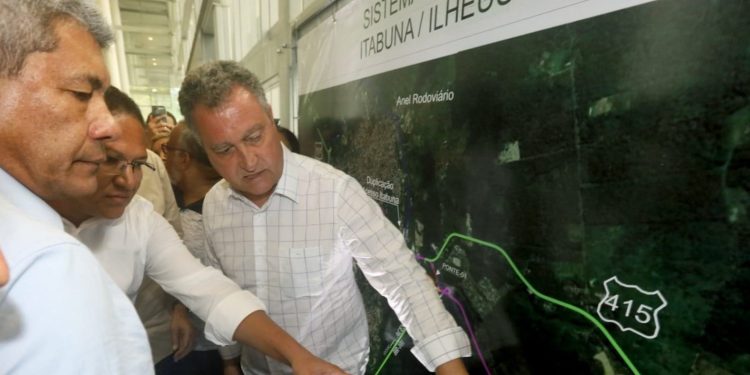 Ministros acompanham Jerônimo Rodrigues em visita a cidades atingidas por temporais no sul da Bahia