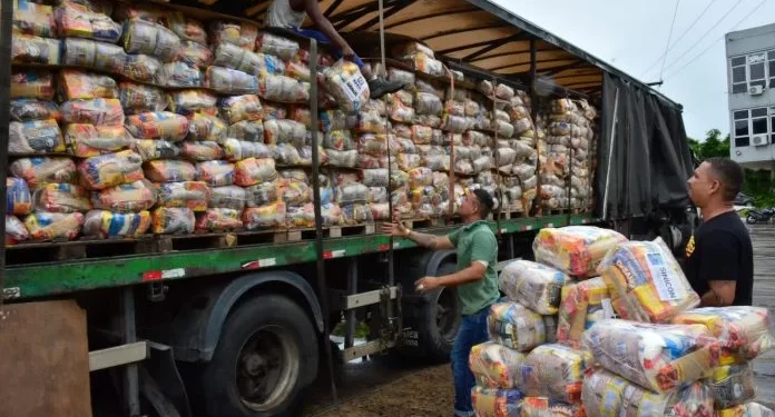 Seinfra coleta mais de 40 toneladas de alimentos para o Bahia Sem Fome