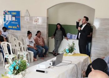 Projeto oferta curso de capacitação profissional a jovens em situação de vulnerabilidade