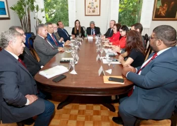 Governo do Estado entrega projeto da Lei de Diretrizes Orçamentárias 2024 à Alba