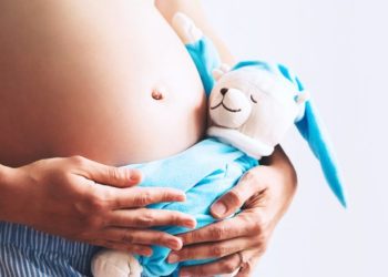 Mais de 1,3 mil menores de 14 anos se tornaram mães na Bahia em 2022