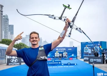 Marcos D’Almeida conquista etapa da Copa do Mundo de tiro com arco