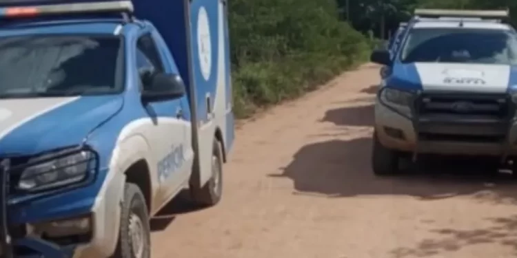 Homem é encontrado morto com marcas de tiros e mãos amarradas em Feira de Santana