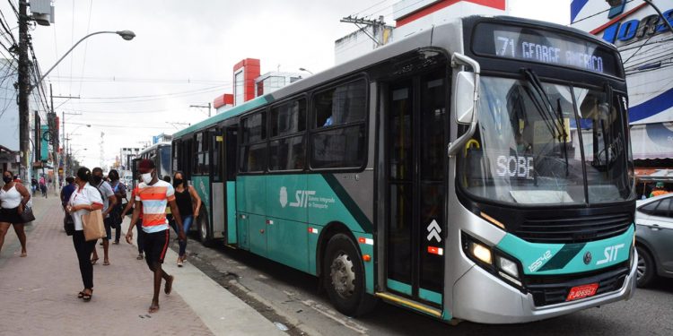 Rescisão contratual entre a Empresa Rosa e o Município de Feira só pode ocorrer mediante decisão judicial