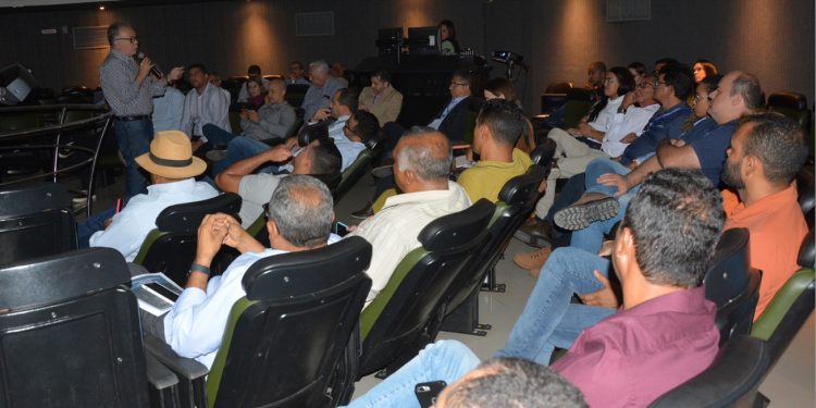 Gestores municipais conhecem PPP da Iluminação de Feira de Santana