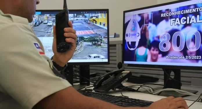 Prisões pelo Reconhecimento Facial aumentam 1.218% em 2023