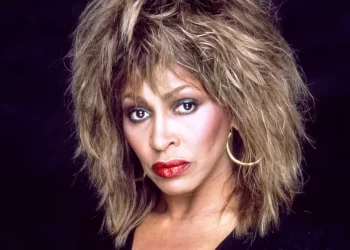Cantora Tina Turner morre aos 83 anos
