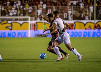 Vitória perde a invencibilidade na Série B