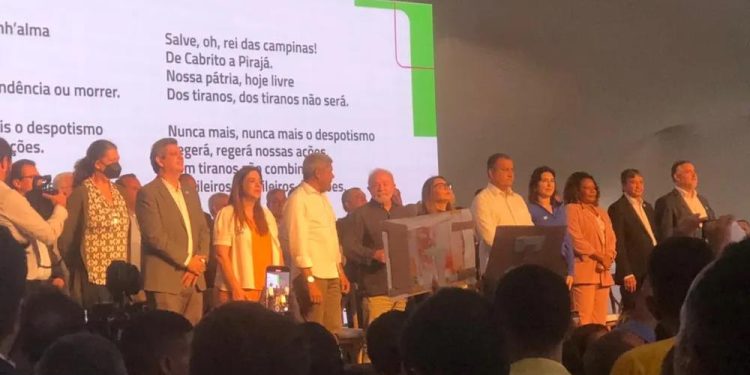 Em Salvador, presidente Lula participa da primeira plenária estadual do Plano Plurianual do governo federal