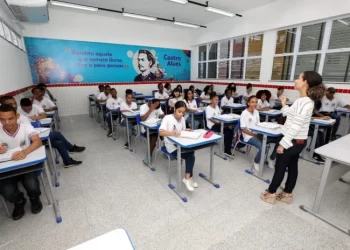 SEC convoca 57 professores da Educação Básica aprovados em seleção pública