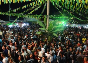 Ambulantes comemoram vendas no São João de Feira