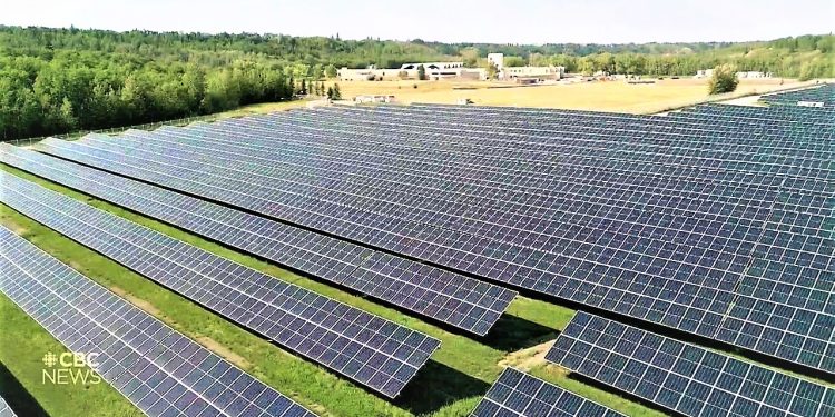 Energia solar atinge 30 gigawatts e ultrapassa R$ 150,7 bilhões em investimentos no Brasil