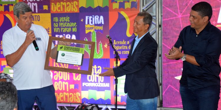 Feira de Santana recebe certificado por neutralização da pegada de carbono na Micareta 2023