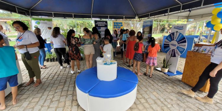 Embasa abre Semana do Meio Ambiente com exposição educativa e plantio de mudas em Feira de Santana