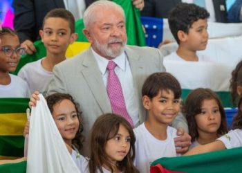 Governo deve investir R$ 3 bilhões para alfabetização na idade certa