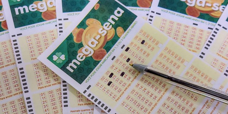 Sorteio da Mega-Sena não tem ganhadores e prêmio sobe para R$ 43 milhões