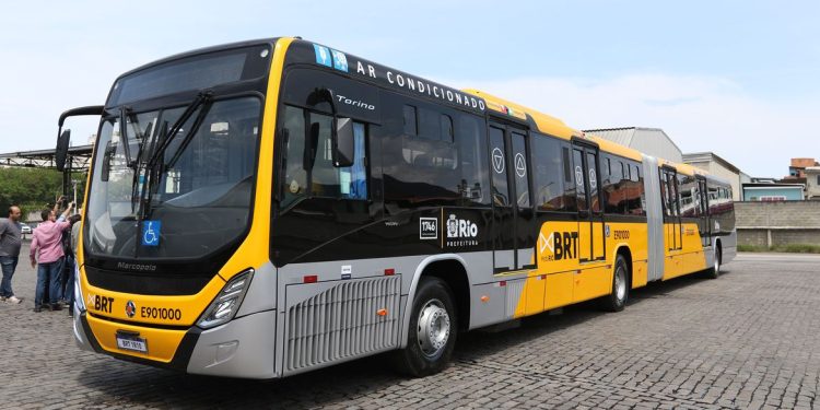 Programa para baratear carros agora vai priorizar ônibus e caminhões