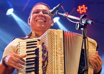 Targino Gondim apresenta o melhor do forró em Maria Quitéria