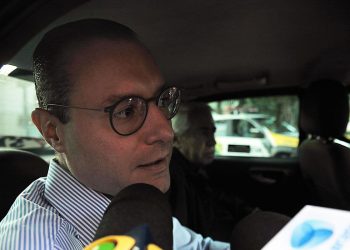 Ministros do STF elogiam indicação de Zanin para a Corte