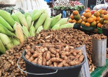 Clima das festas juninas toma conta do centro de Feira de Santana