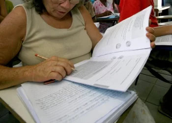 Secretaria da Educação e Uneb lançam projeto de combate ao analfabetismo na Bahia