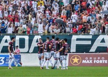 Fluminense de Feira assume liderança e embola tabela da Série B do Baianão