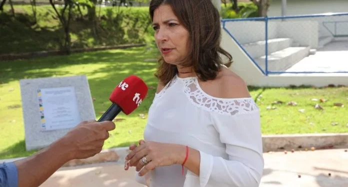 Secretária Adélia Pinheiro acompanha aulões do ENEM, neste sábado (22), em Feira de Santana