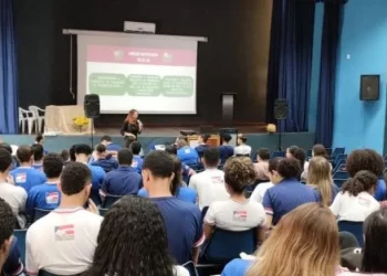 SEC realiza aulão do Enem e formação técnica e pedagógica do Universidade para Todos