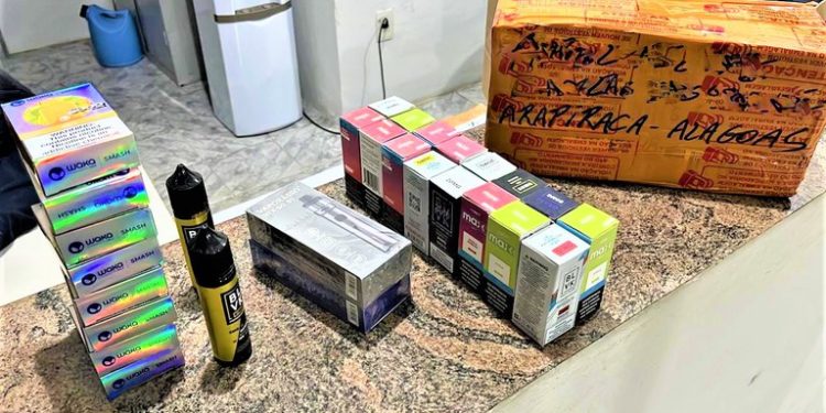 Cigarros eletrônicos contrabandeados são apreendidos na BR 116 em Feira de Santana