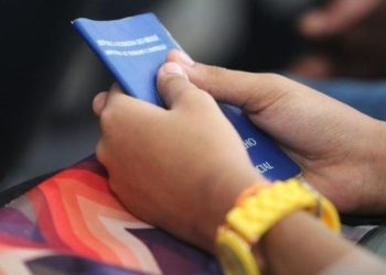 Trabalhadores que deixam mercado são pobres, jovens e de baixa qualificação