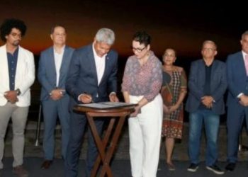 Governo oficializa contrato de R$ 1 bilhão com Banco do Brasil para investimento em estradas e transportes