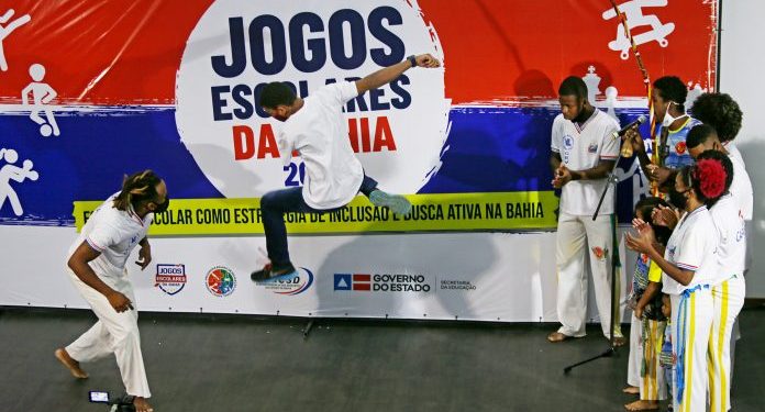 Secretária da Educação participa da abertura da Etapa Interterritorial dos Jogos Escolares da Bahia